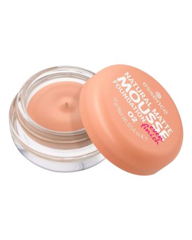 Natural Matte Mousse Foundation Essence