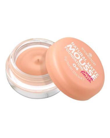 Natural Matte Mousse Foundation Essence