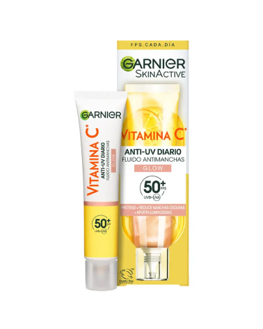 Fluido Anti-UV Diario Antimanchas Efecto Glow con Vitamina C SPF50+ Garnier
