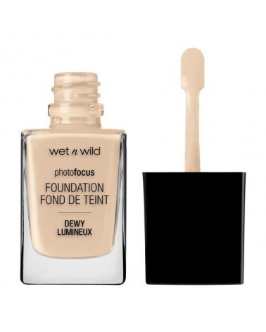 Photo Focus Foundation MATTE wet n wild